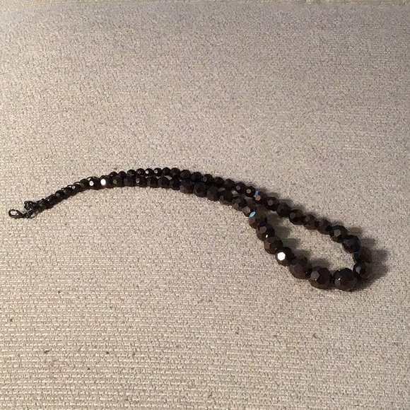 Elegant Black Beaded Necklace - Picture 3 of 3
